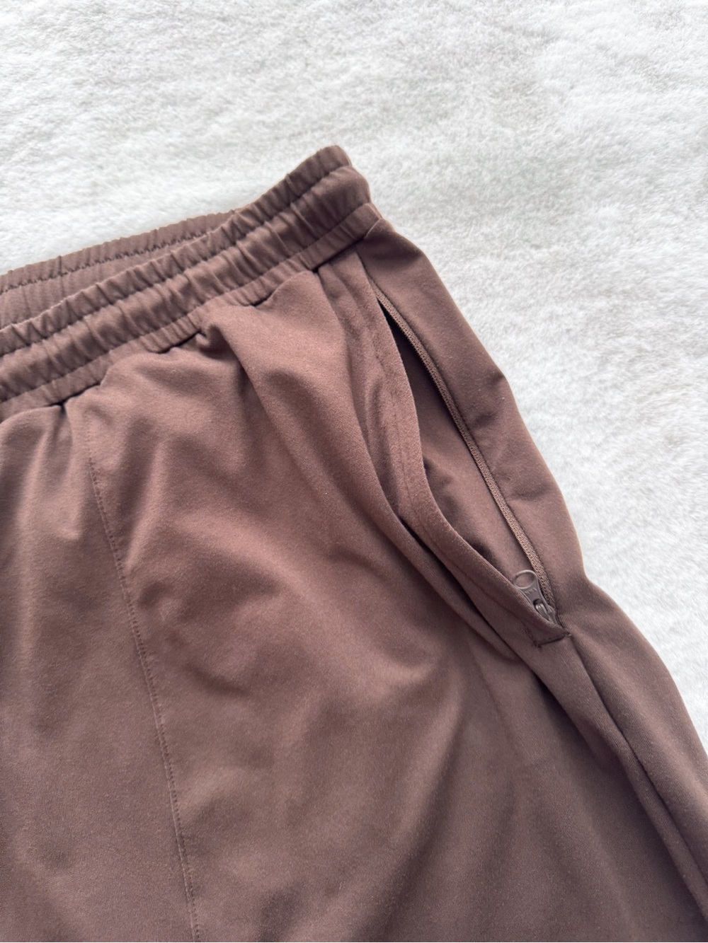 ALO Yoga Men’s Conquer Revitalize Pant Drop Crotch Brown Expresso Baggy - Picture 11 of 14